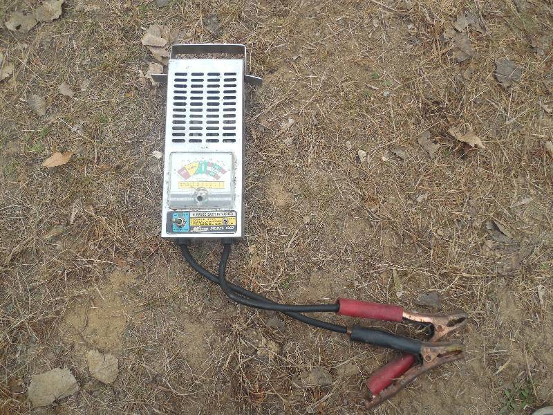 lot 103 image: MILTON BATTERY TESTER