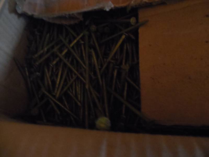 lot 125 image: 50 LB BOX OF 16D SINKER NAILS