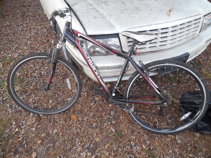 lot 161 image: SCHWIN 26 BIKE