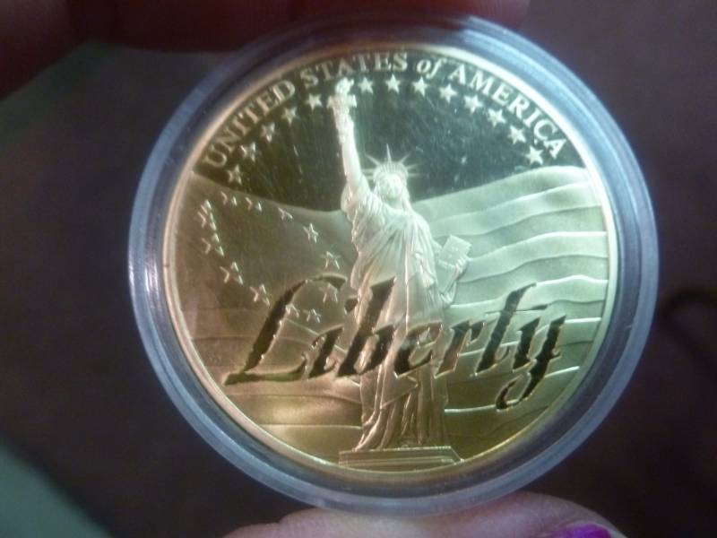 lot 6 image: Collector Coin