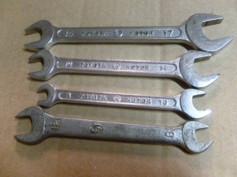 lot 40 image: Toyota Wrenches