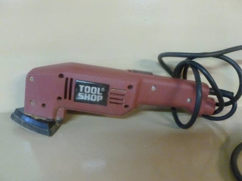lot 43 image: Detail Sander
