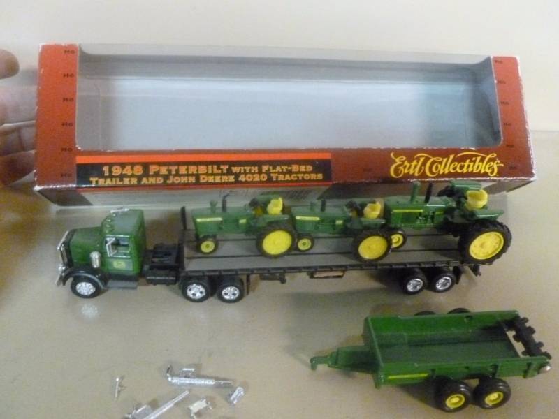 lot 72 image: Ertl