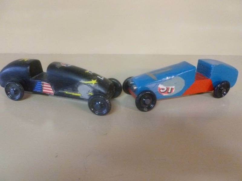 lot 77 image: Derby Cars