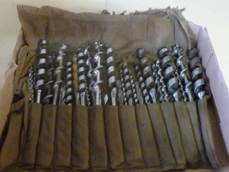 lot 95 image: Vintage Hand Speed Drill Bits