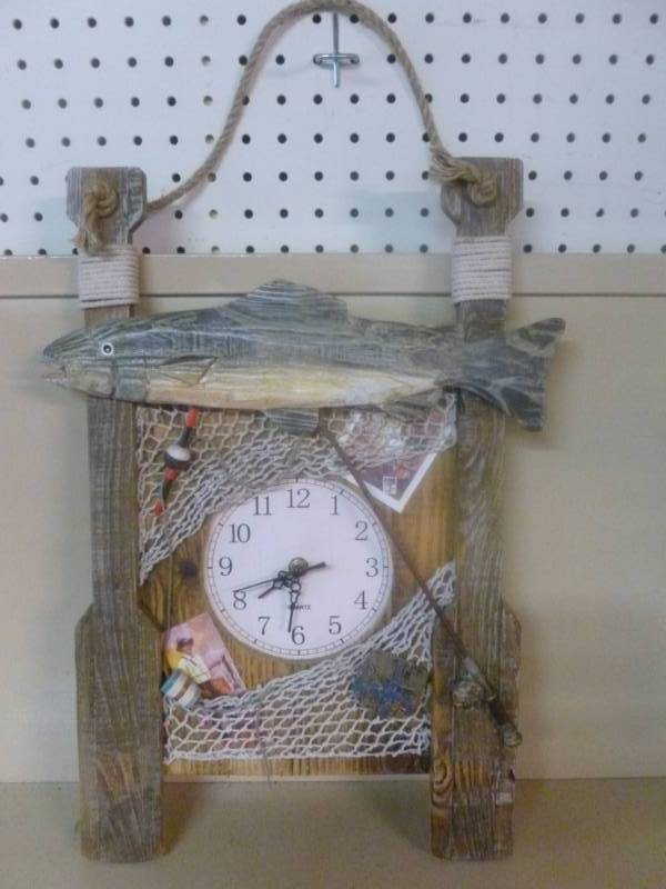 lot 106 image: Wall Clock