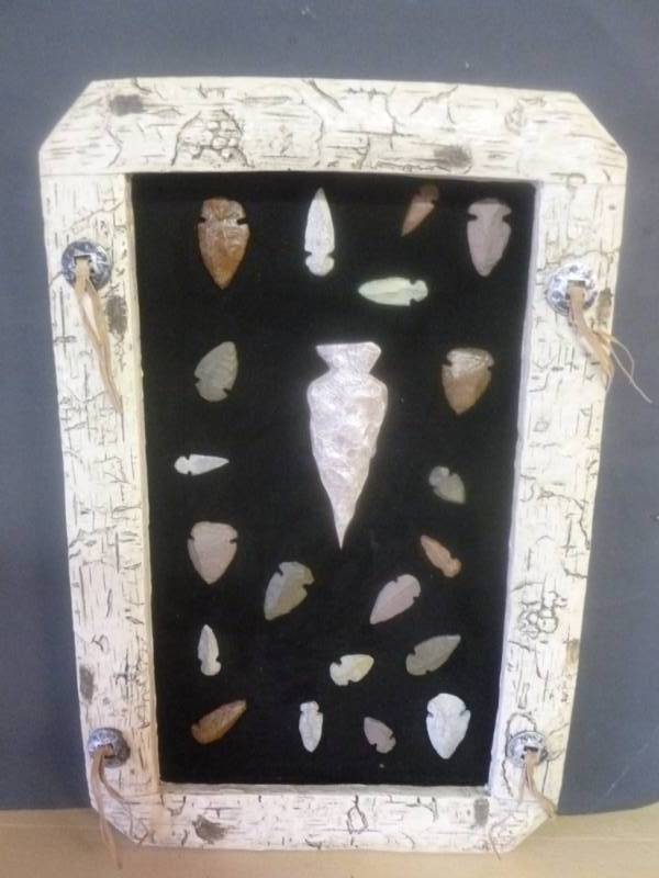 lot 151 image: Decorative