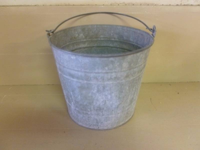 lot 176 image: Vintage Milk Bucket