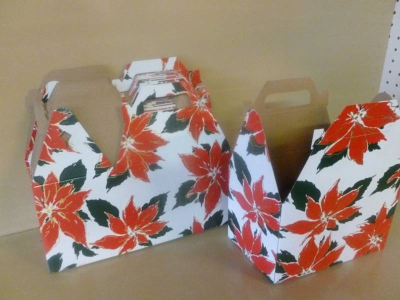 lot 184 image: New Holiday Gift Boxes