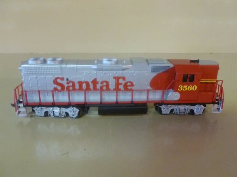 lot 188 image: HO Scale Locomotive