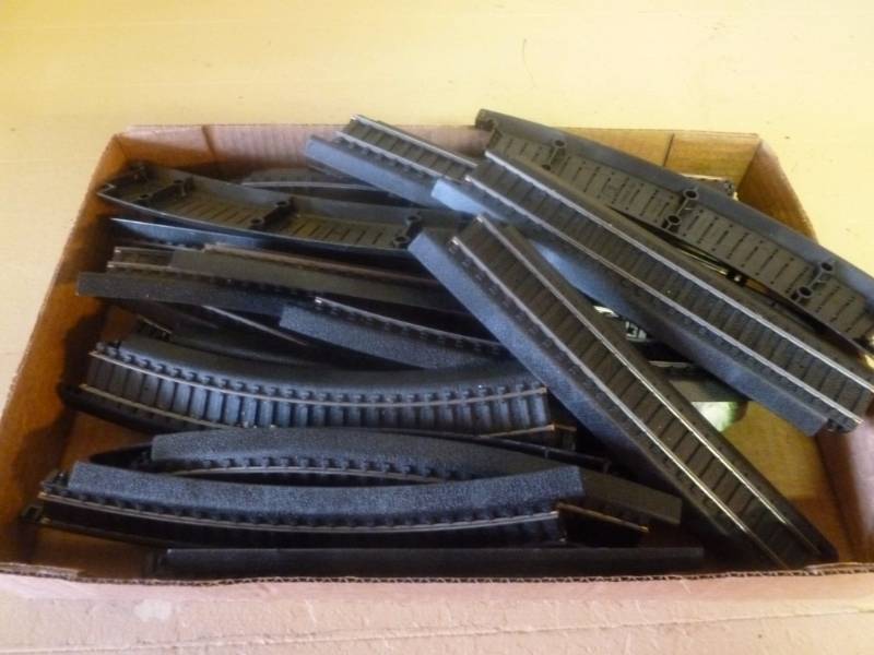lot 194 image: HO Scale Track