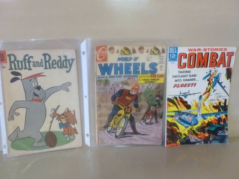 lot 199 image: Vintage Comic Books