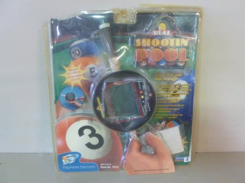 lot 204 image: Hand Held Game