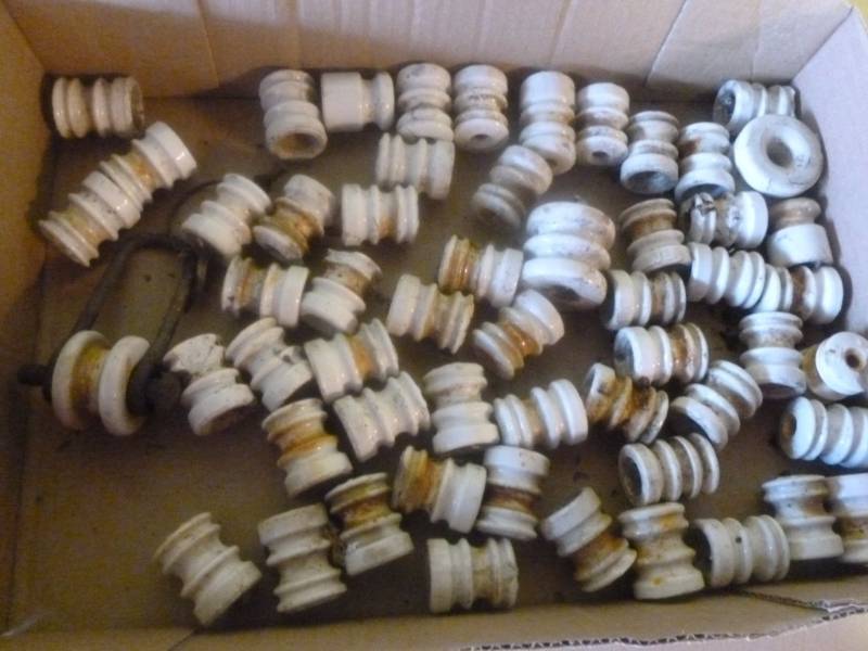 lot 210 image: Vintage Insulators
