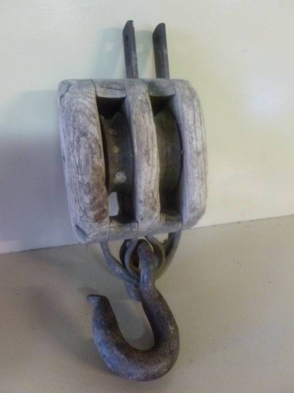 lot 247 image: Antique Pulley