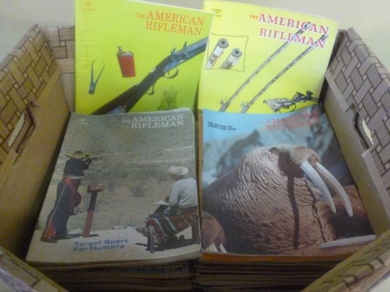 lot 252 image: Vintage Gun Magazines