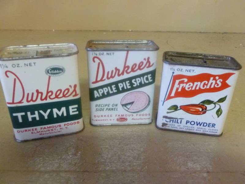 lot 267 image: Vintage Kitchen