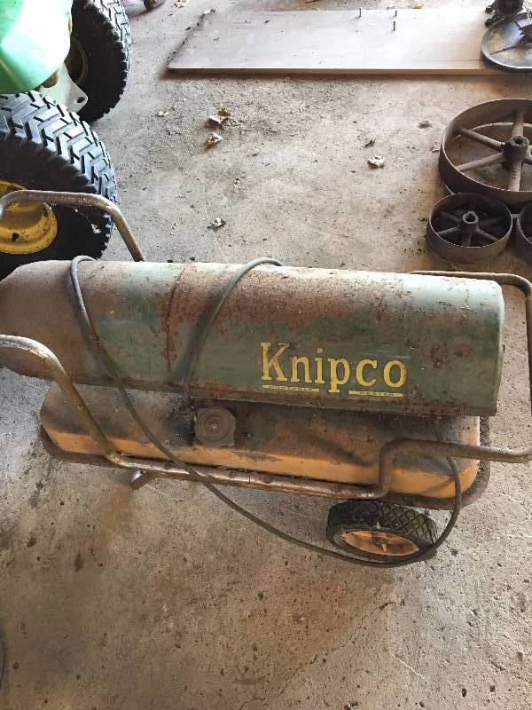 lot 29 image: KNIPCO HEATER