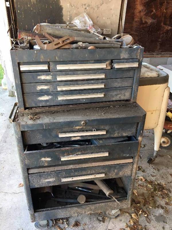 lot 56 image: COMPLETE TOOL BOX FULL OF TOOLS