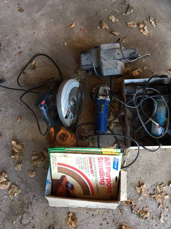 lot 64 image: GRINDER, SAW AND BELT SANDER ALL WORK