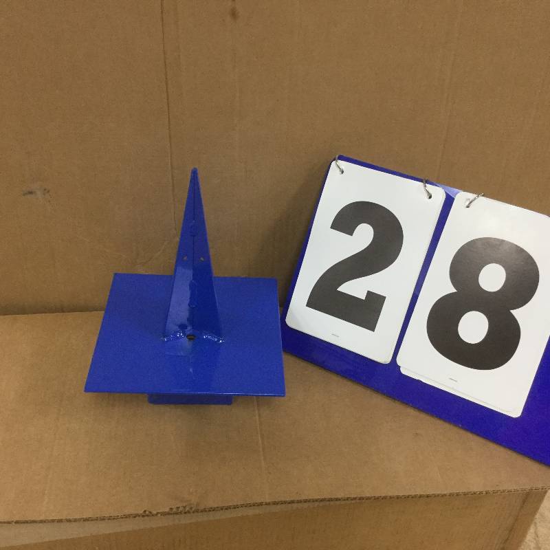 lot 28 image: Werner Steel Pole Anchor open box