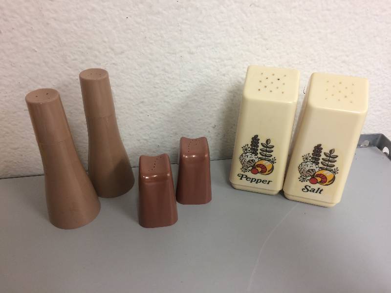 lot 23 image: Assorted Salt & Pepper Shakers