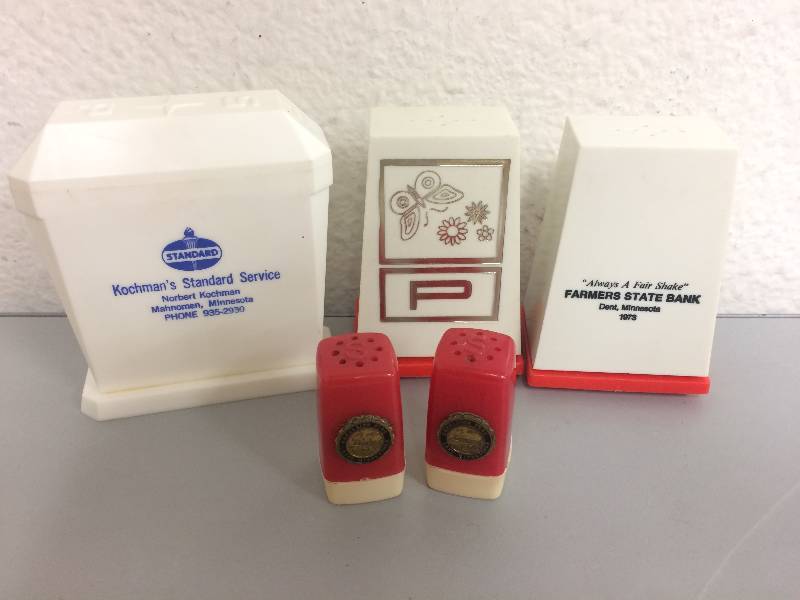 lot 36 image: Assorted Minnesota Salt & Pepper Shaker