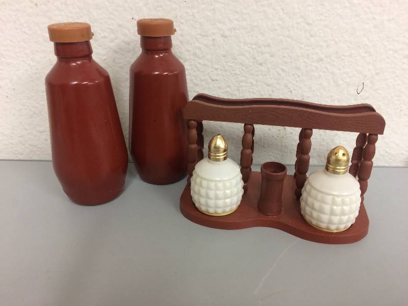 lot 55 image: Wine Bottle and Fence Salt & Pepper Shakers