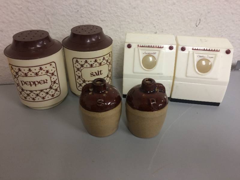lot 56 image: Sterilite, Westinghous, Jug Salt & Pepper Shakers