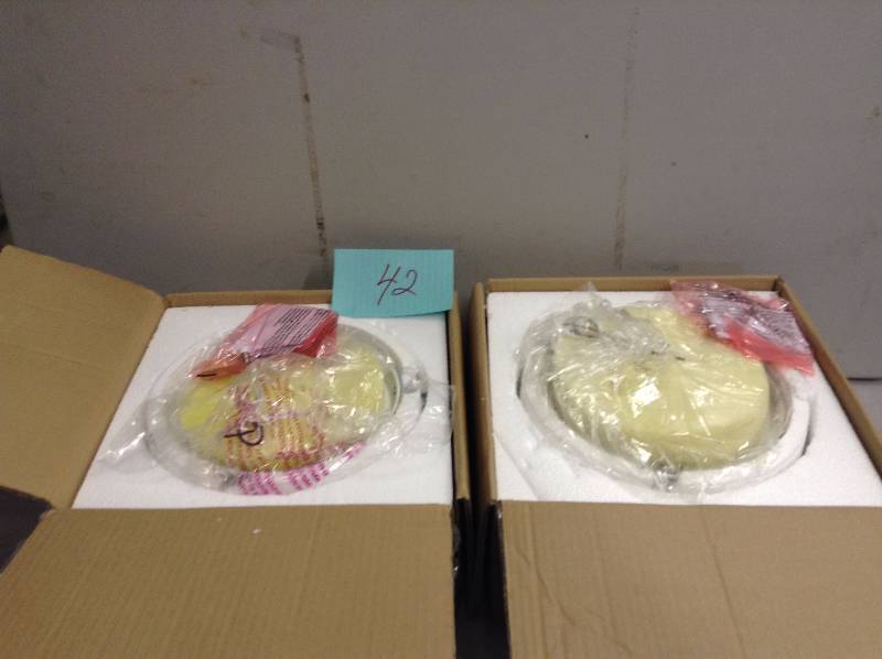 lot 42 image: Lot of 2 SeaGull Lighting Flusmount lights model 7543502-962 Never used