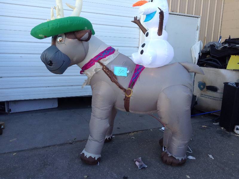 lot 80 image: Inflatable Olaf Riding Sven Scene Never used