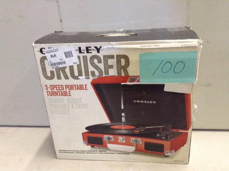 lot 100 image: Crossley Cruiser 3 Speed Portable Turntable Never used