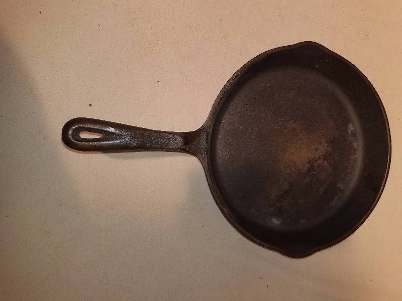 Wagner Cast Skillet 10