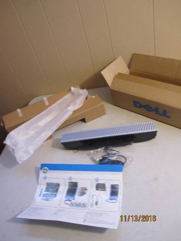 lot 33 image: New Dell multimedia speaker system ...