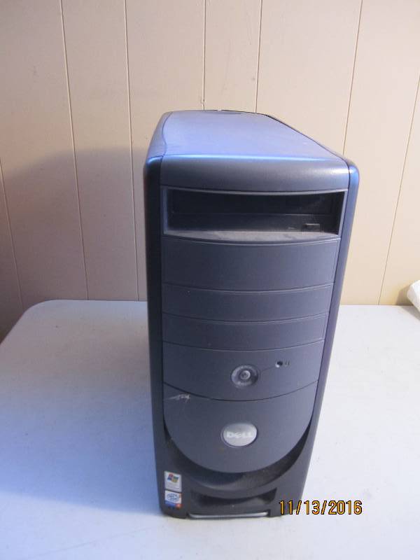 lot 36 image: Dell Dimention 8400 computer...