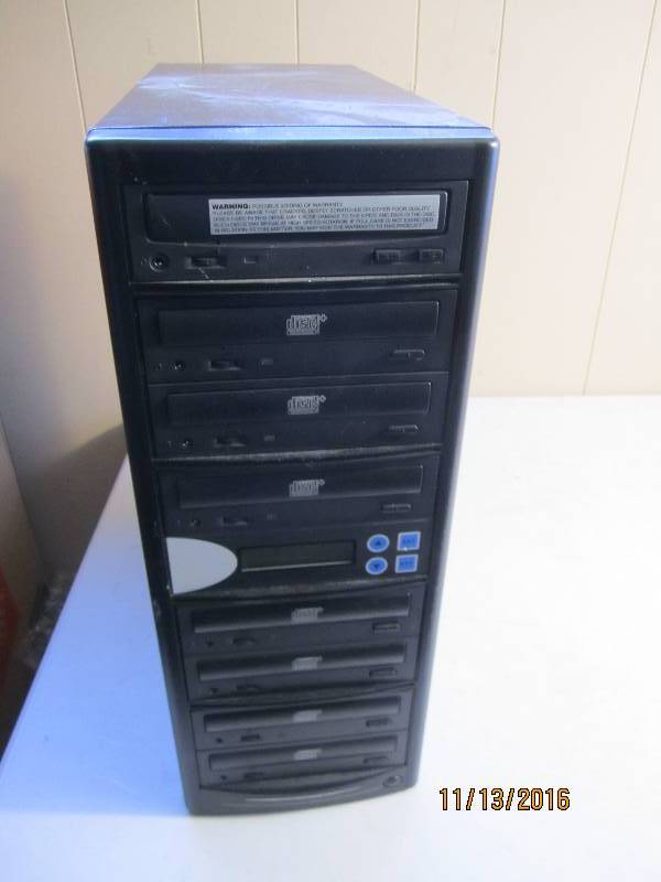lot 38 image: Compct Disc rewritable ultra speed ...