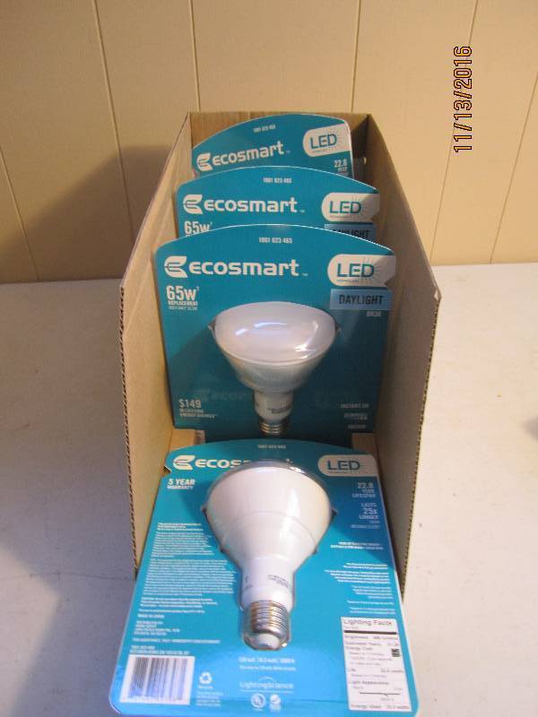lot 64 image: Lot of 4 new Ecosmart LED daylight ...