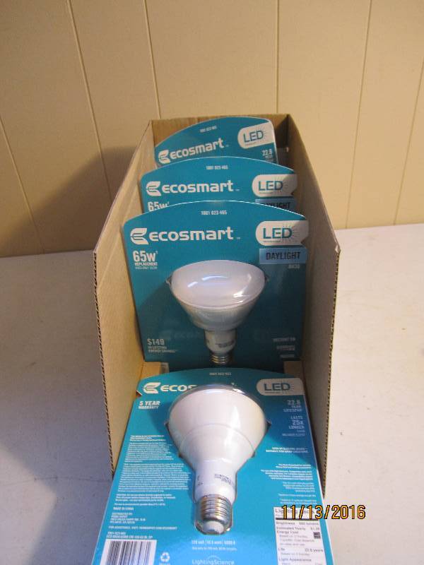 lot 71 image: Lot of 4 new Ecosmart LED daylight ...