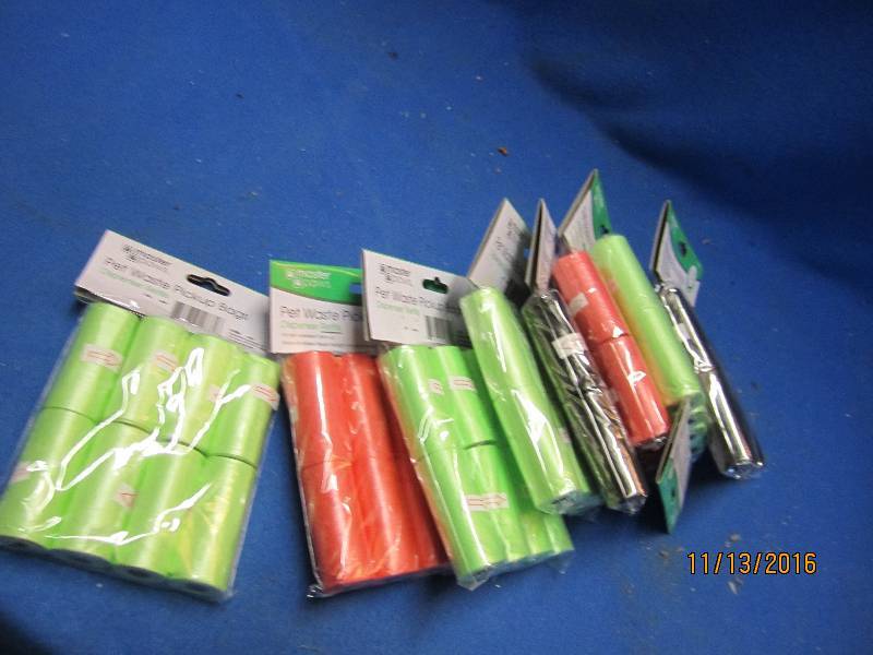 lot 102 image: 8 packs of pet waste bags...