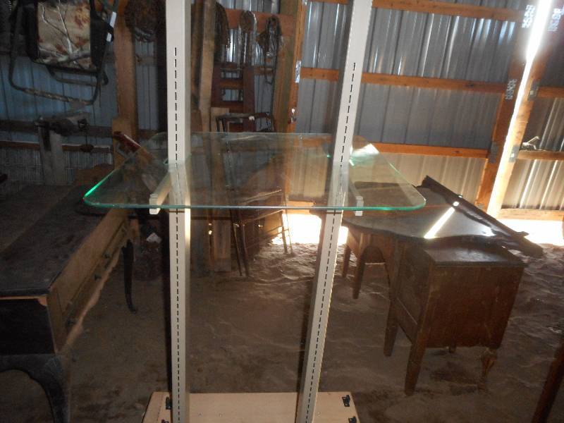 GLASS DISPLAY CASE