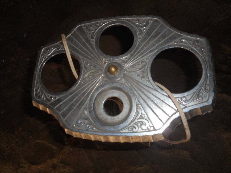 VINTAGE SMOKE STAND