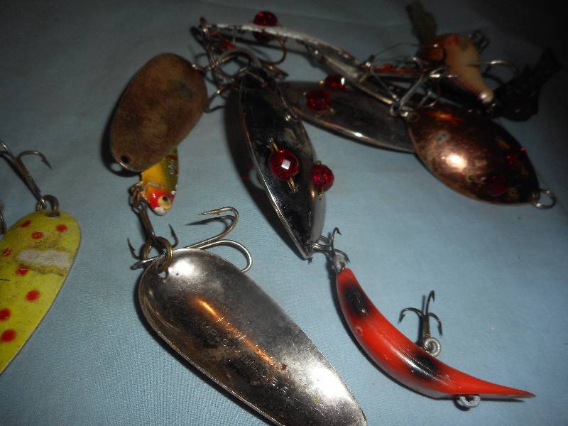 VINTAGE FISHING TACKLE