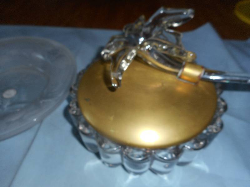 CRYSTAL GLAZED BOWL AND GLASS BOWL WITH BRASS COVER