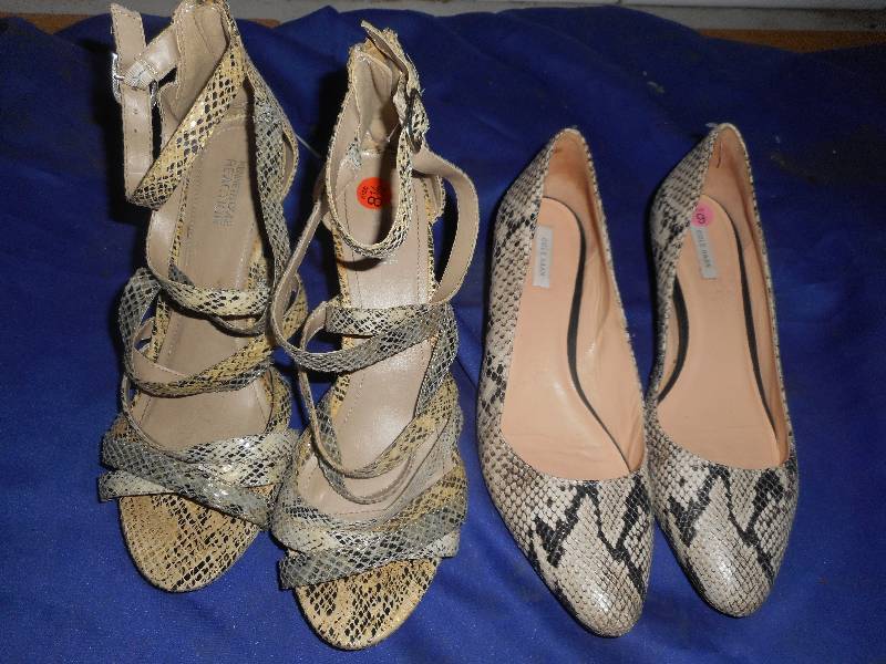 WOMENS SHOES