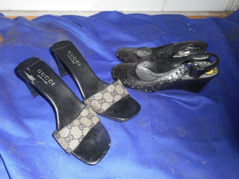 2 PAIR WOMENS SHOES