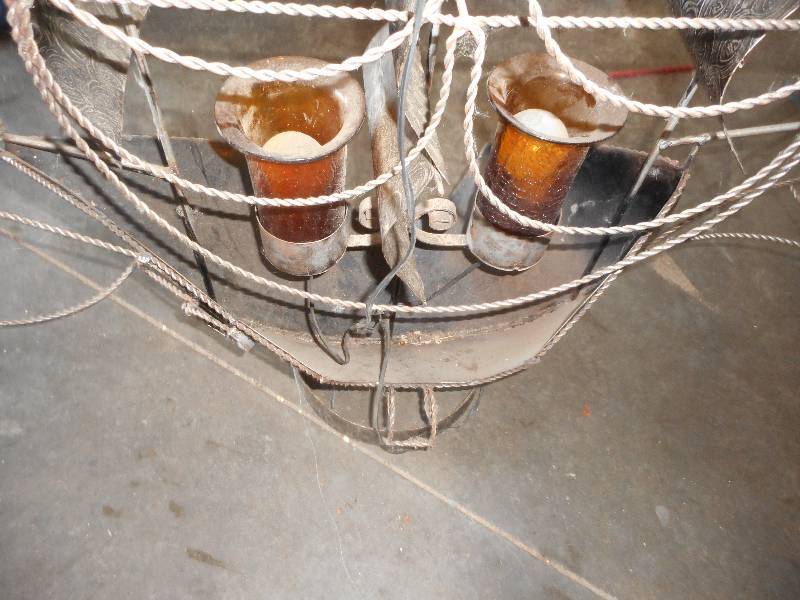 ANTIQUE METAL PIRATS SHIP LIGHT