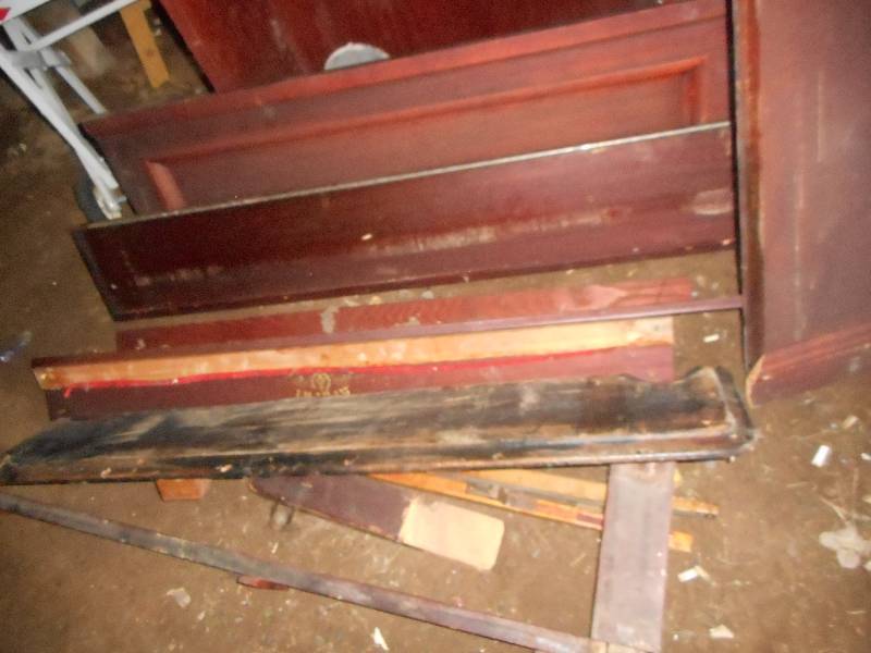 ANTIQUE WOOD PIECES