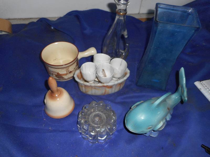 COLLECTIBLE GLASSWEAR