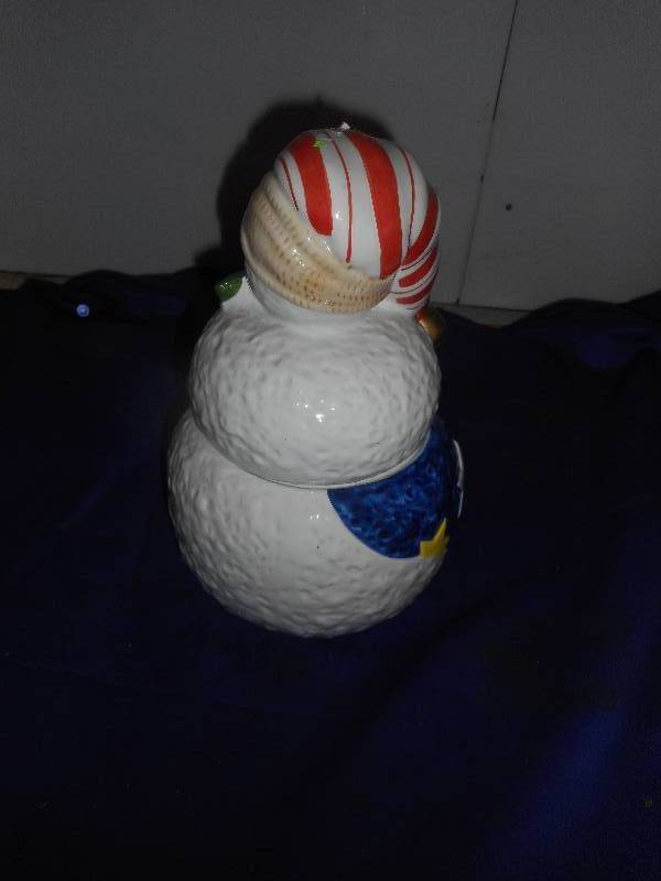 SNOWMAN COOKIE JAR