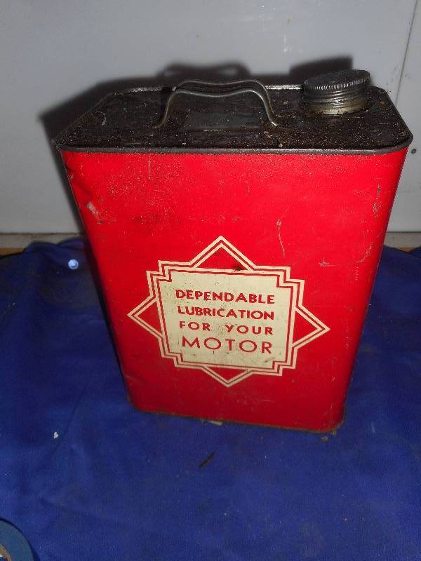 VINTAGE HANKS OIL CAN
